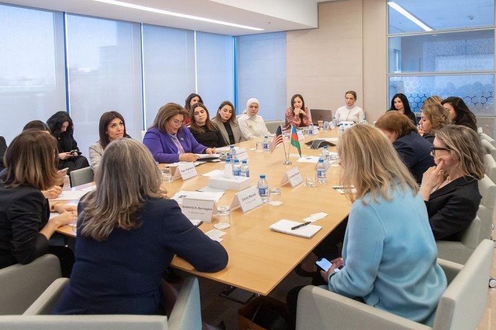 Roundtable on Promoting the Role of Women in the Energy Sector