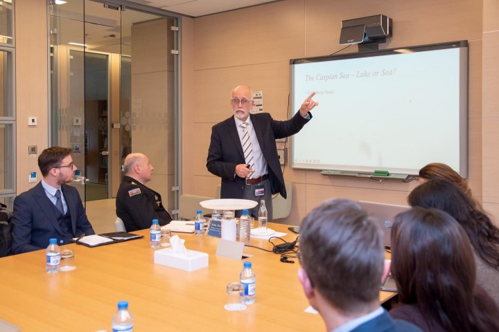 Roundtable Discussion on "Dealing with a Decrease in the Caspian Sea Level" at ADA University