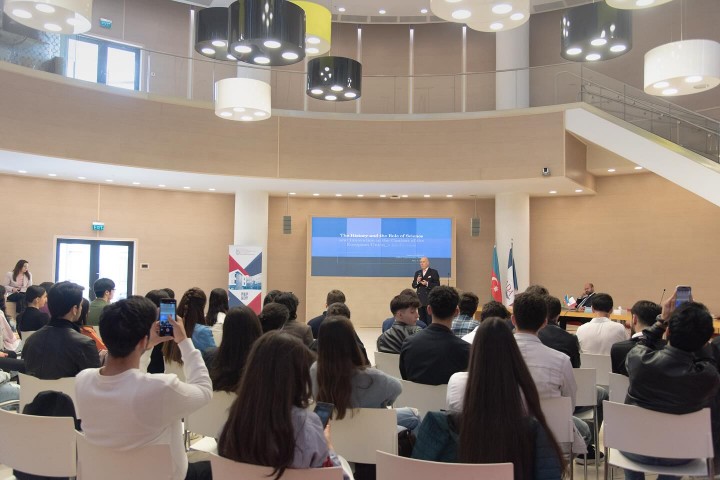 Global Perspectives Lecture Series - Mr. Franco Cozzani, former Deputy Head of Unit at the European Commission