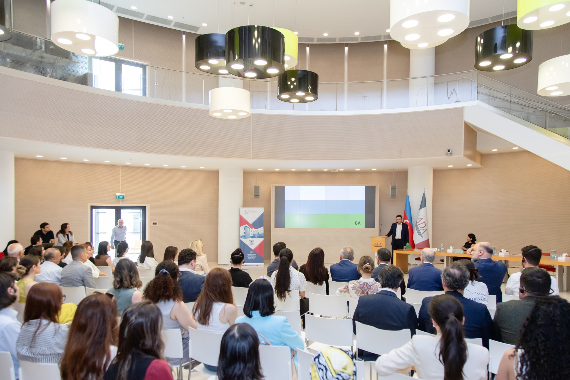 Public Lecture: A City with History. Preserving Identity in the Process of Urban Development