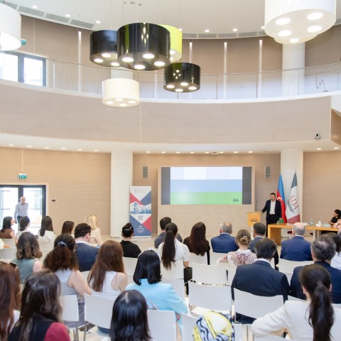 Public Lecture: A City with History. Preserving Identity in the Process of Urban Development