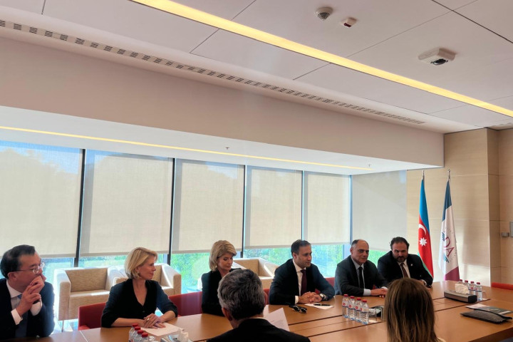 Meeting with the Delegation from the United States