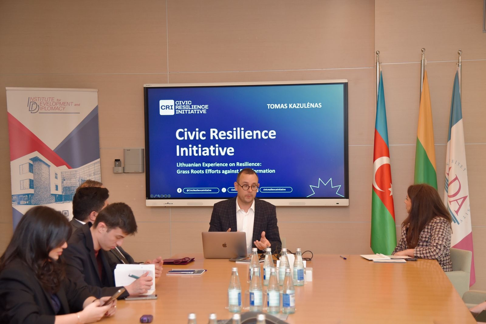 Roundtable on “Fighting Disinformation: Lessons and Challenges from the Baltic States”
