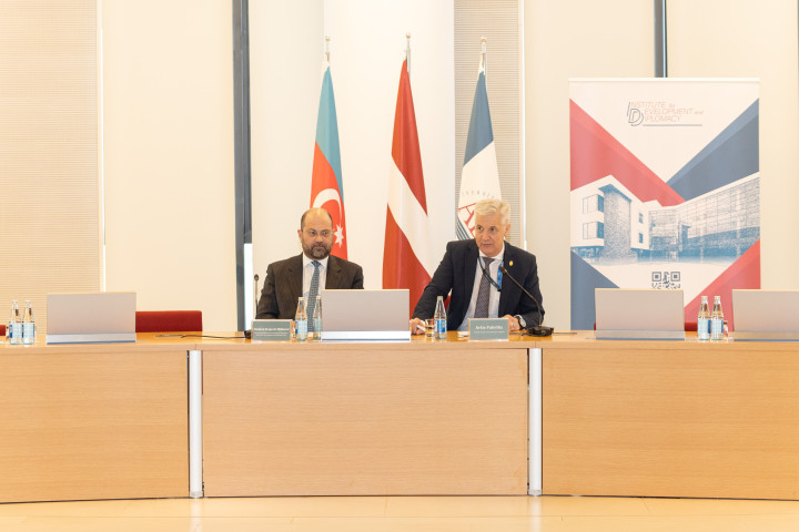 GPLS: Security Challenges in the Dynamic World